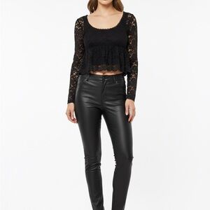 LA PECHE Elegant Black Lace Women Top. Size M